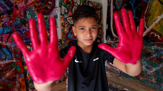 El pintor de 10 años Juanito Cortés / INSTAGRAM