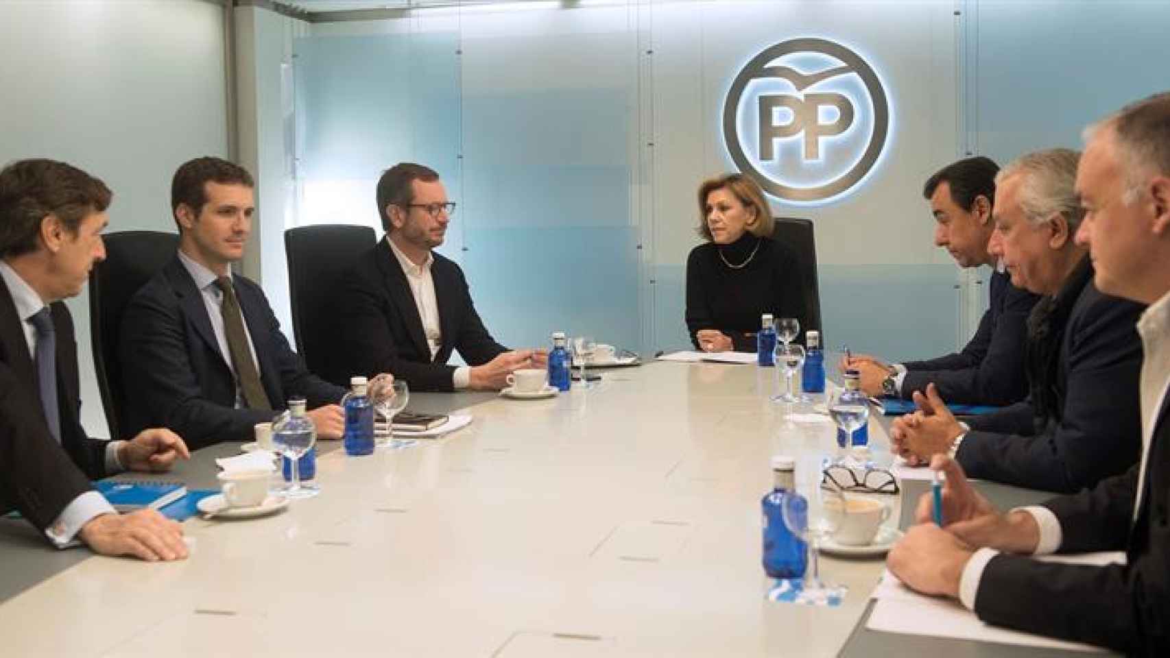 La ministra de Defensa y secretaria general del PP, Dolores de Cospedal, presidiendo la reunión del comité de dirección del PP