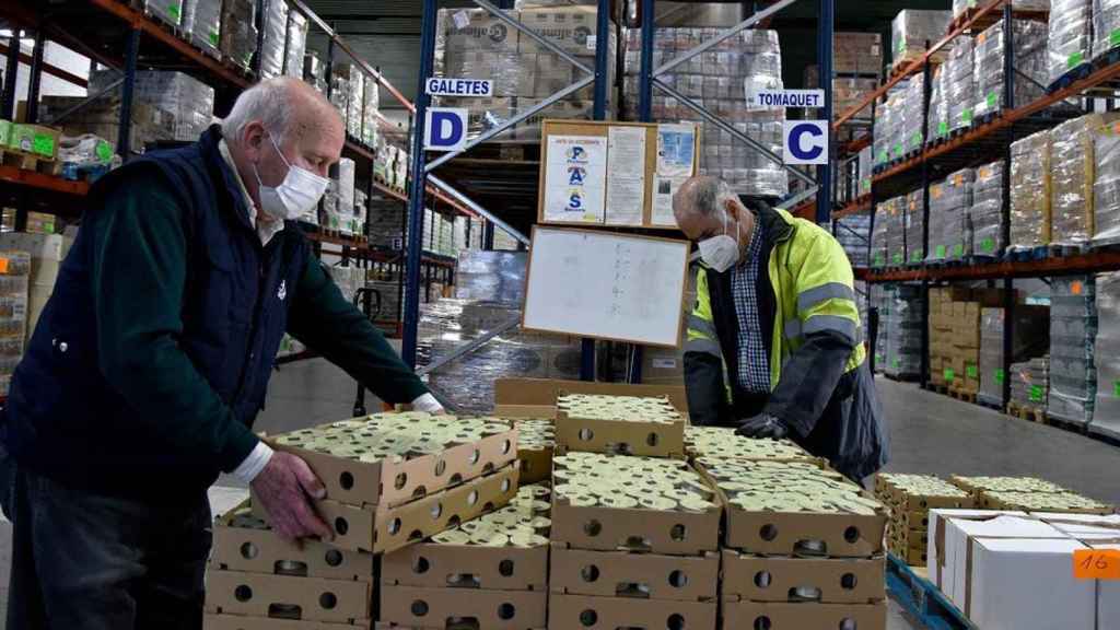 Almacén de la campaña 'Ningún hogar sin alimentos', impulsada por la Fundación 'La Caixa' / FUNDACIÓN LA CAIXA