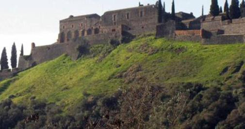 Imagen del castillo de Hostalric, un lugar muy recomendado para visitar este fin de semana / CEDIDA