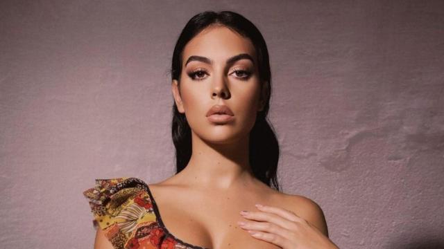 Georgina Rodríguez colabora con una marca de ropa de baño