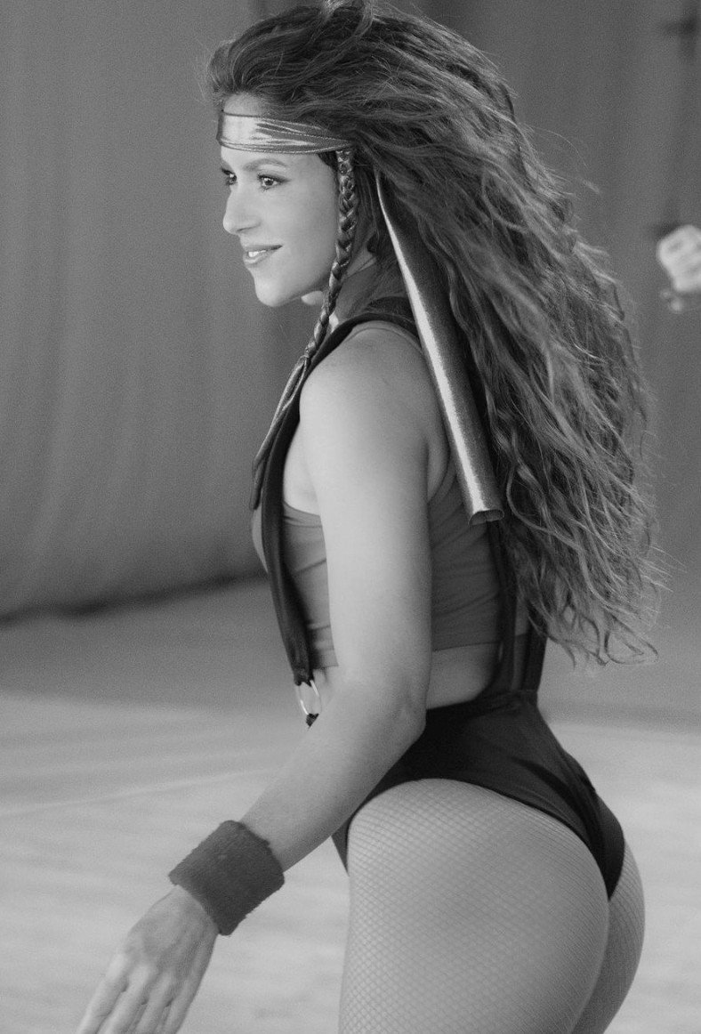 Shakira en tanga