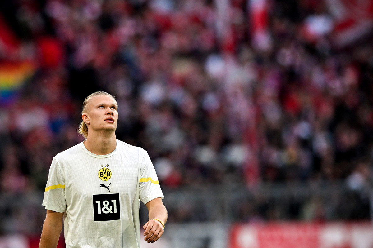 Erling Haaland, durante un calentamiento con el Borussia Dortmund / EFE