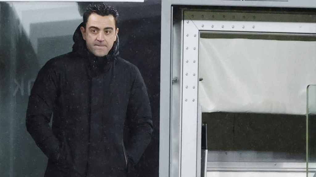 La mirada de Xavi Hernández, durante la derrota del Barça contra el Athletic / EFE