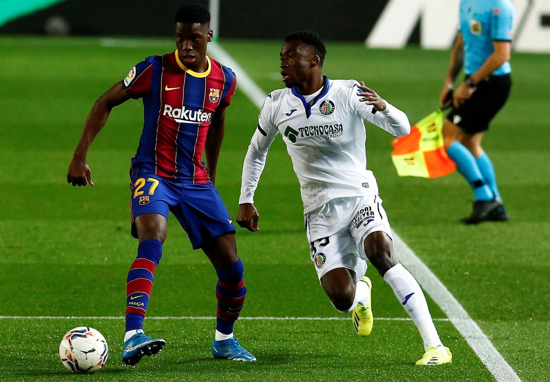 Ilaix Moriba en un partido con el Barça de la pasada temporada / EFE