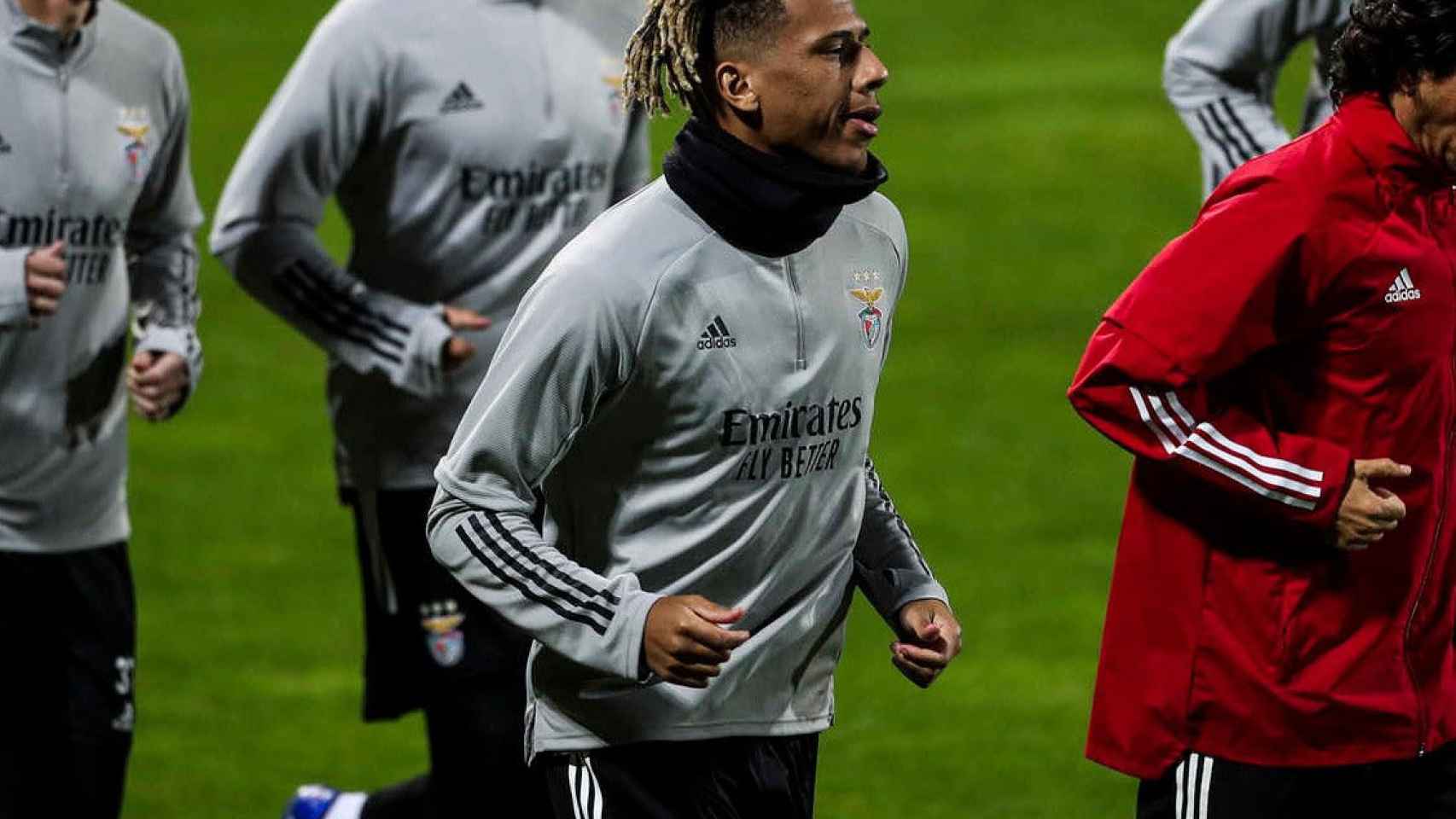 Todibo entrenando con el Benfica / EFE