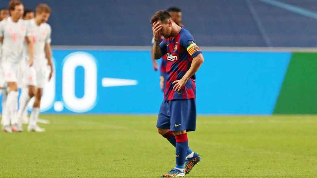 Leo Messi lamentando la derrota del Barça contra el Bayern de Múnich / FC Barcelona