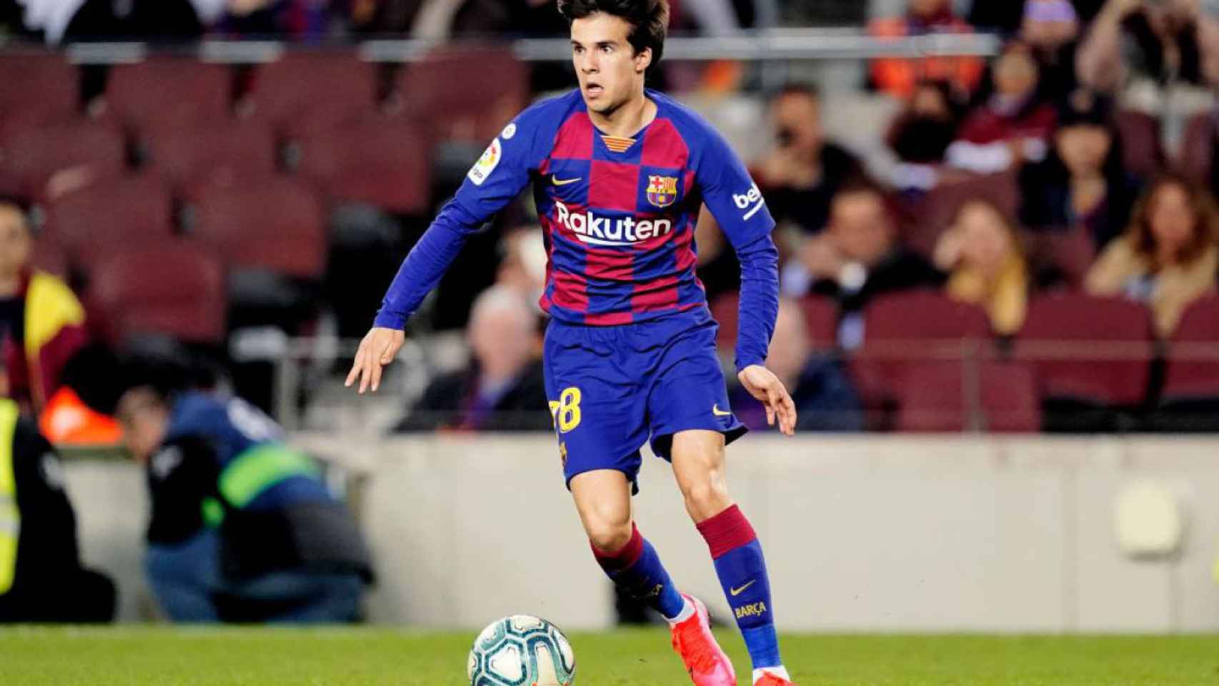 Riqui Puig, en un partido con el Barça | EFE