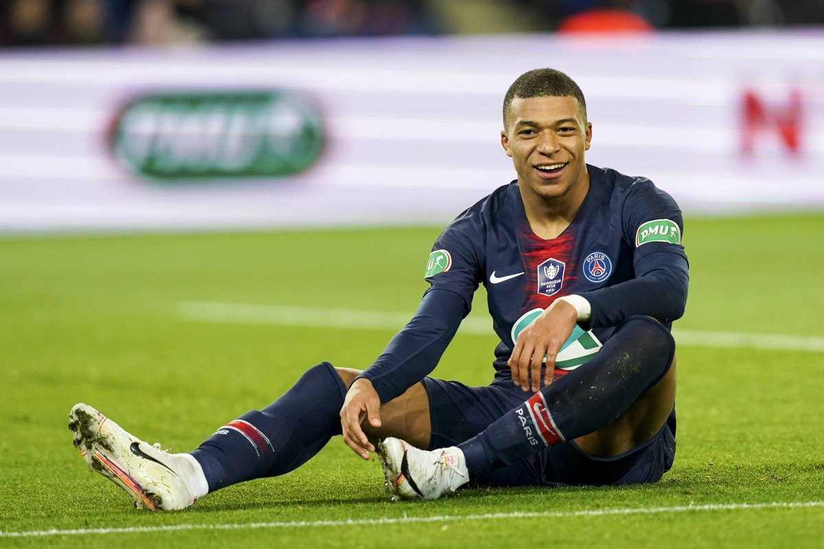 Kylian Mbappe en un partido con el PSG / EFE