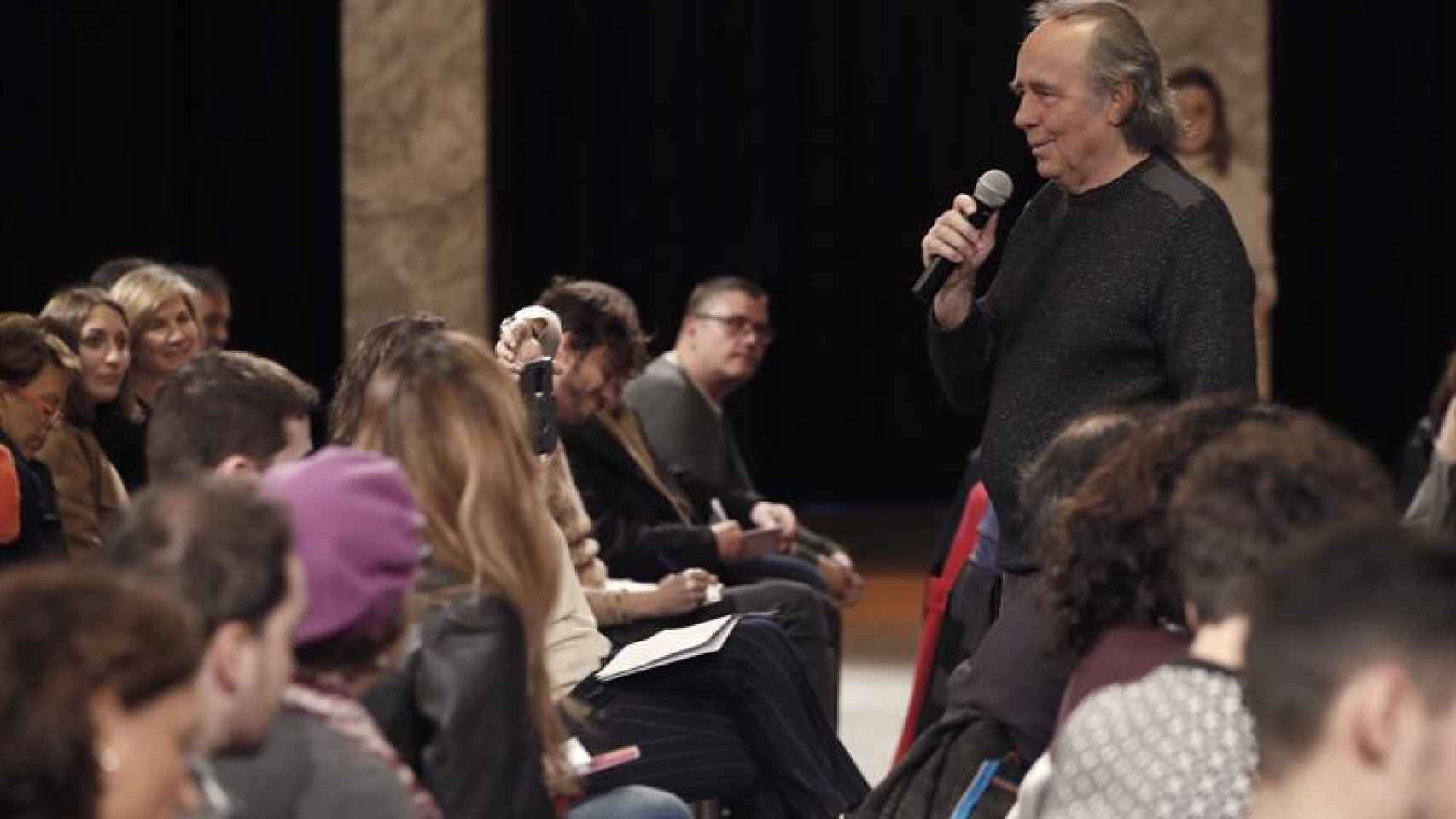 Serrat en la presentación de su nueva gira en el Círculo de Bellas Artes de Madrid / EFE