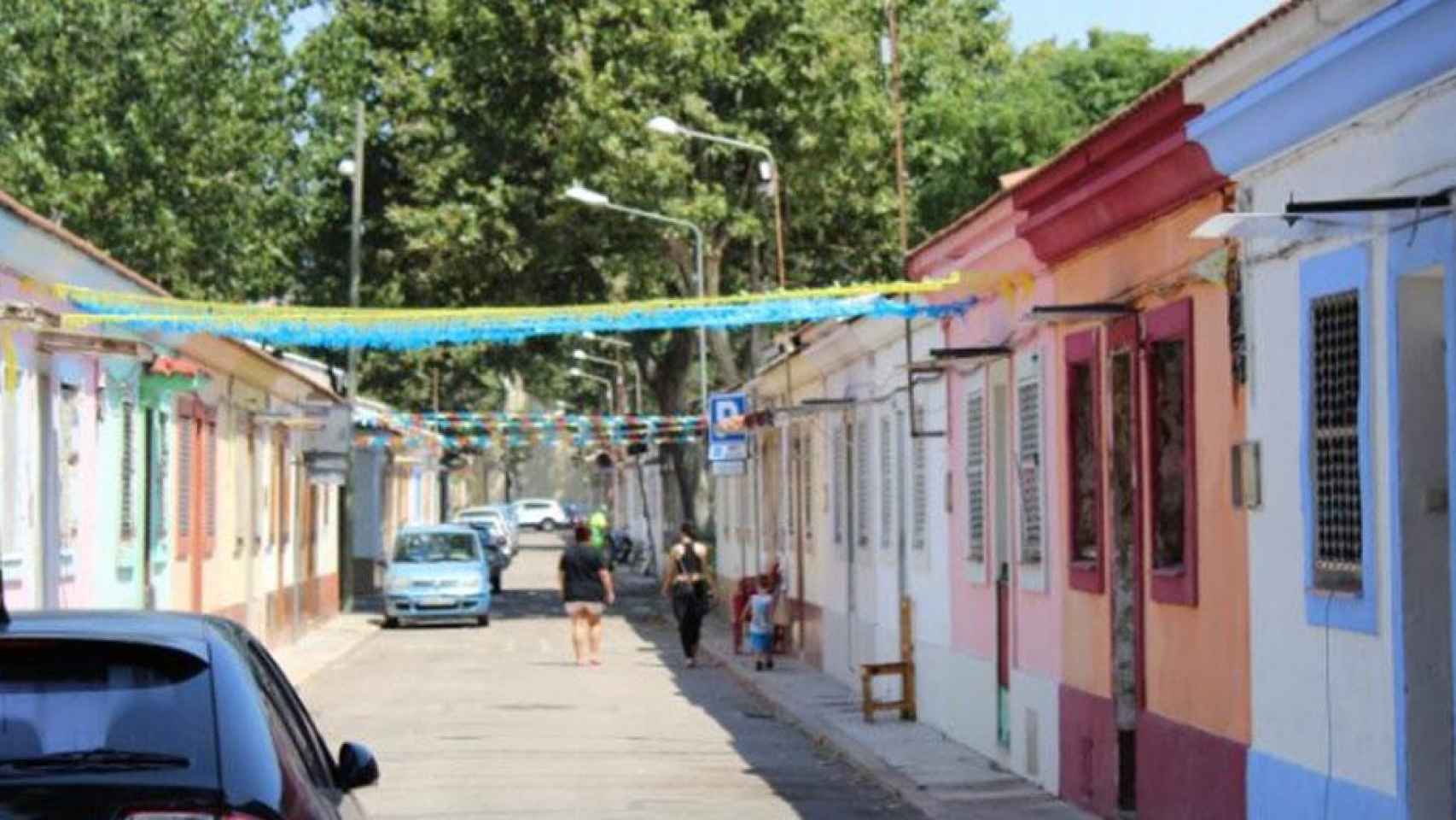 Una calle del barrio del Bon Pastor, donde los Mossos investigan el suceso / AJUNTAMENT DE BARCELONA