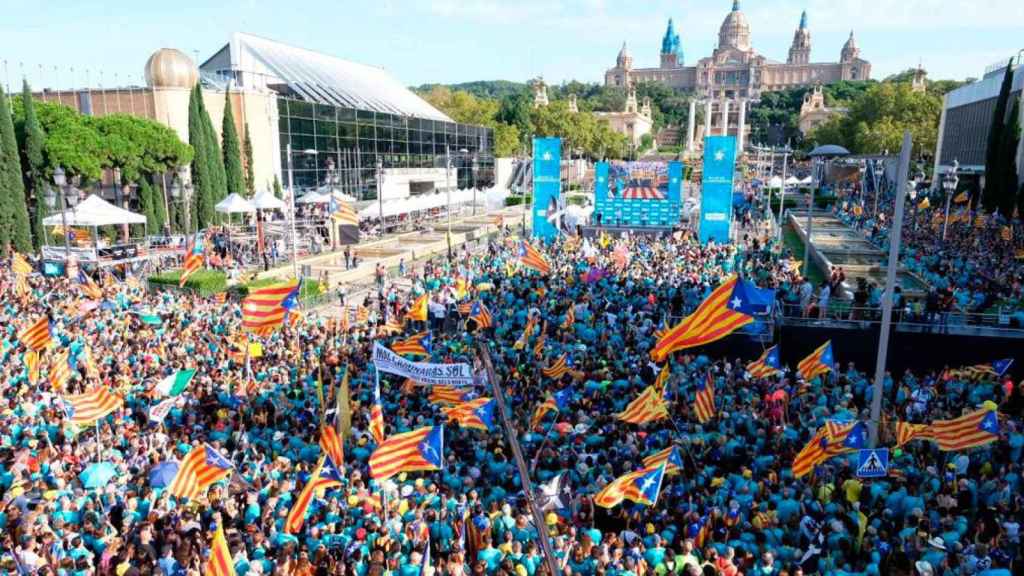 Imagen de la Diada independentista de 2019 en Barcelona / EFE