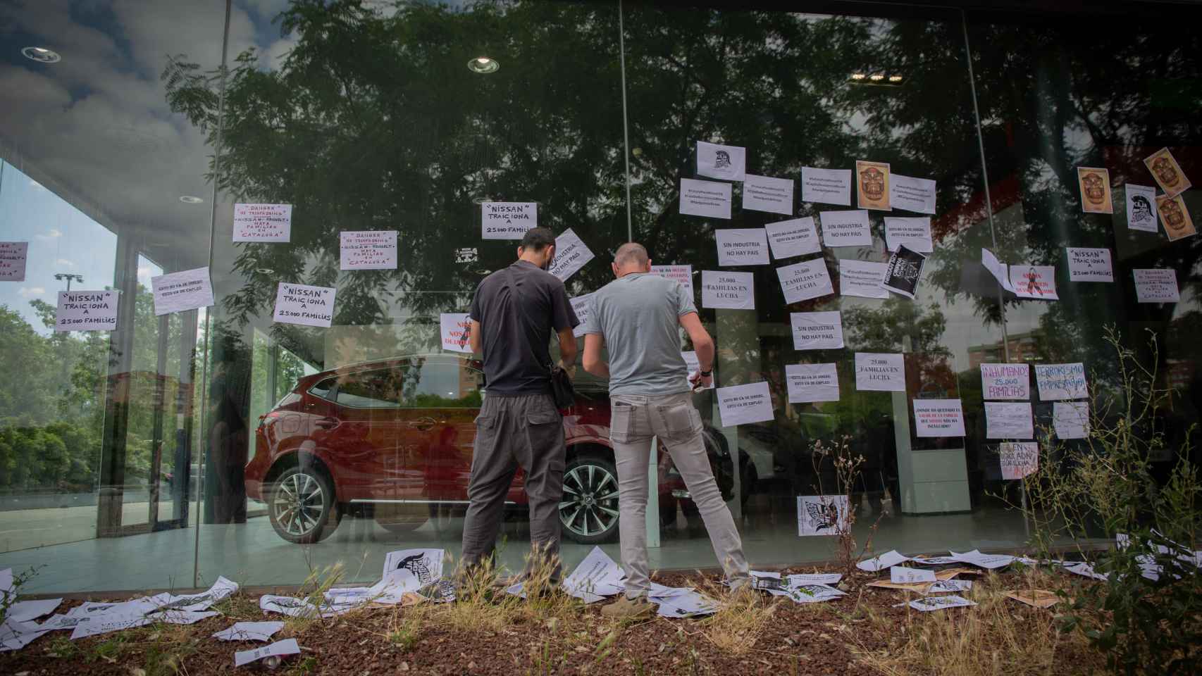 Un concesionario de Nissan tras una protesta de los trabajadores / EP