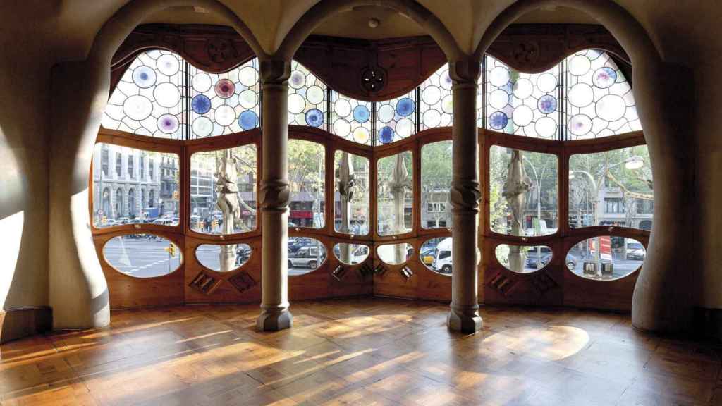 Vista del interior de la Casa Batlló, vista desde su interior / EFE