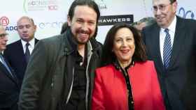 Pablo Iglesias junto a Margarita Robles