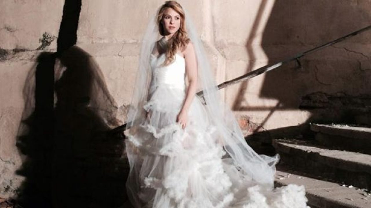 Shakira vestida de novia