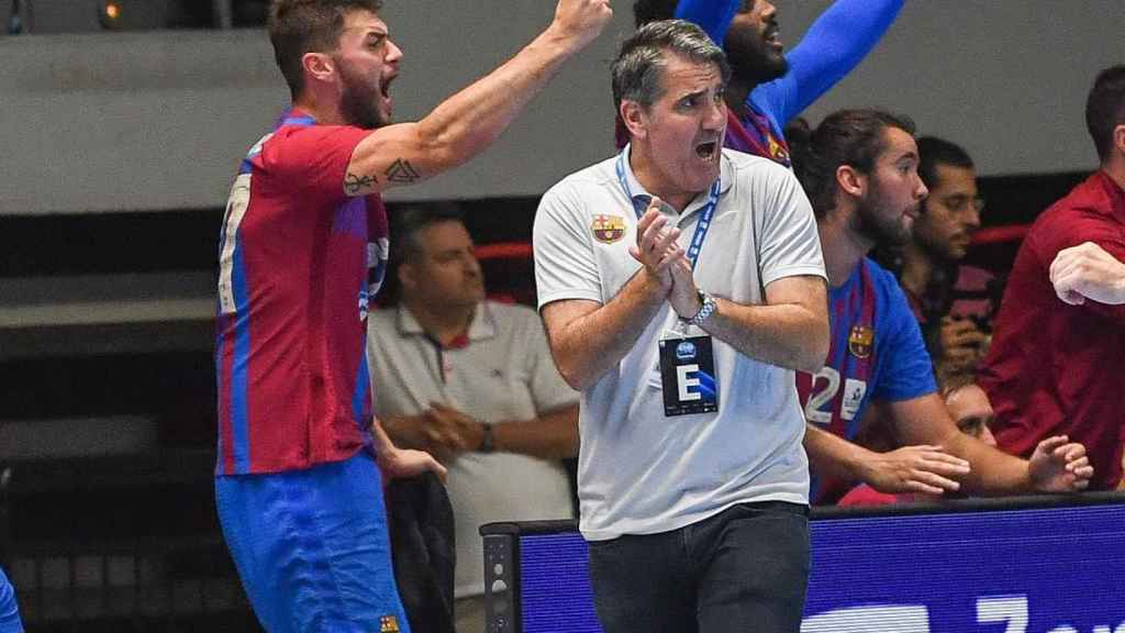 Antonio Carlos Ortega, entrenador del Barça de balonmano, en un partido / EFE