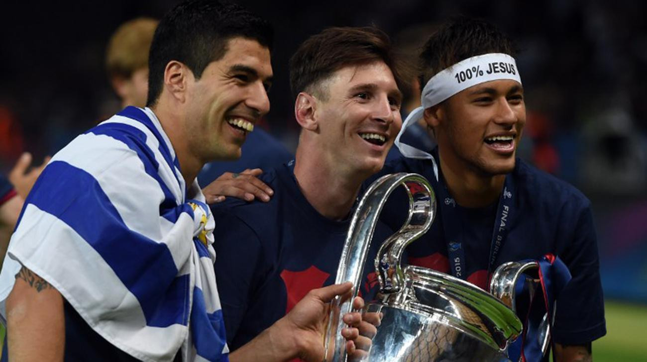 Una foto de Suárez, Messi y Neymar tras proclamarse campeones de la Champions League en 2015 / EFE