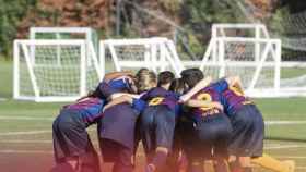 Una foto de los jugadores del Barça de La Masía antes de un partido / FCB