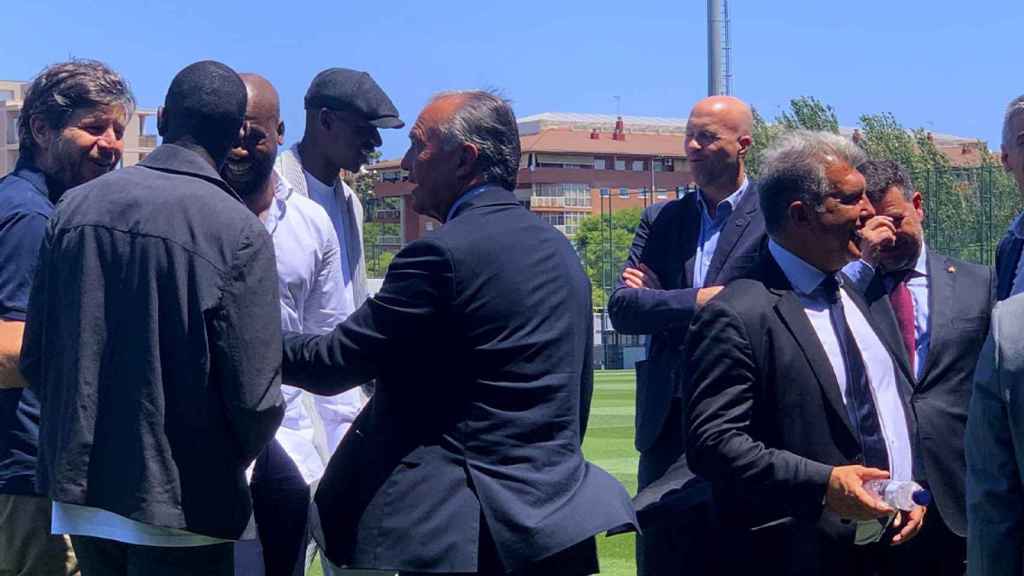 Joan Laporta y varios miembros de su junta directiva celebran la renovación de Dembelé junto a Mateu Alemany y Jordi Cruyff / Víctor Malo - CULEMANIA