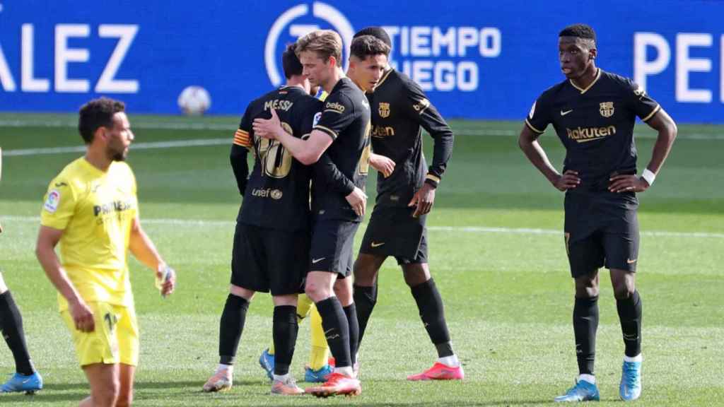 Messi saludando a De Jong después de la victoria contra el Villarreal / FC Barcelona