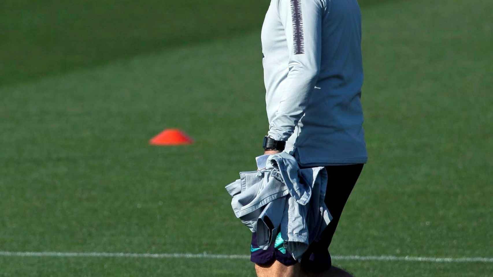 Ernesto Valverde en un entrenamiento con el FC Barcelona / EFE