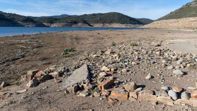 El embalse de Rialb, muy por debajo de capacidad, a 27 de marzo del 2023 / LORENA SOPENA - EUROPA PRESS