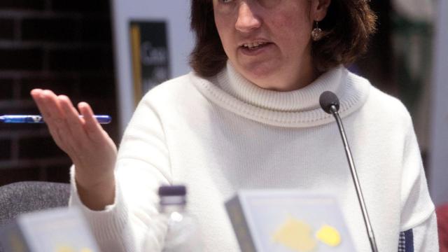 Elisenda Paluzie, de la ANC, durante la presentación de un libro sobre desobediencia civil, en que pidió estructuras clandestinas / EFE
