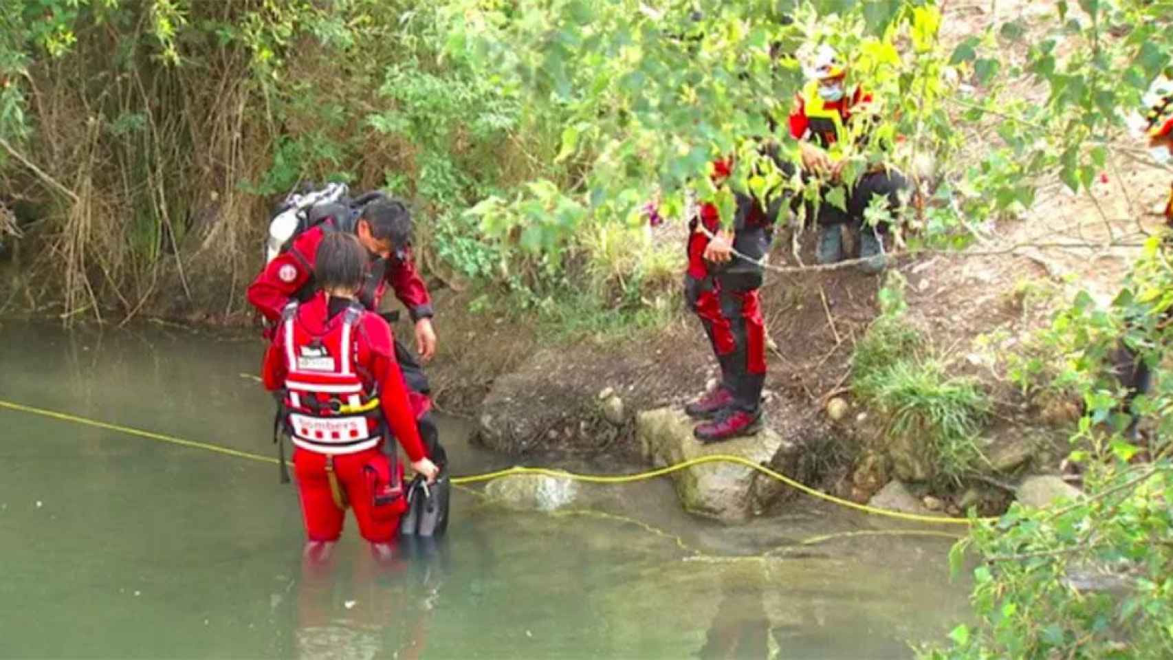 Los Bomberos buscaron al menor en el río Segre / CCMA