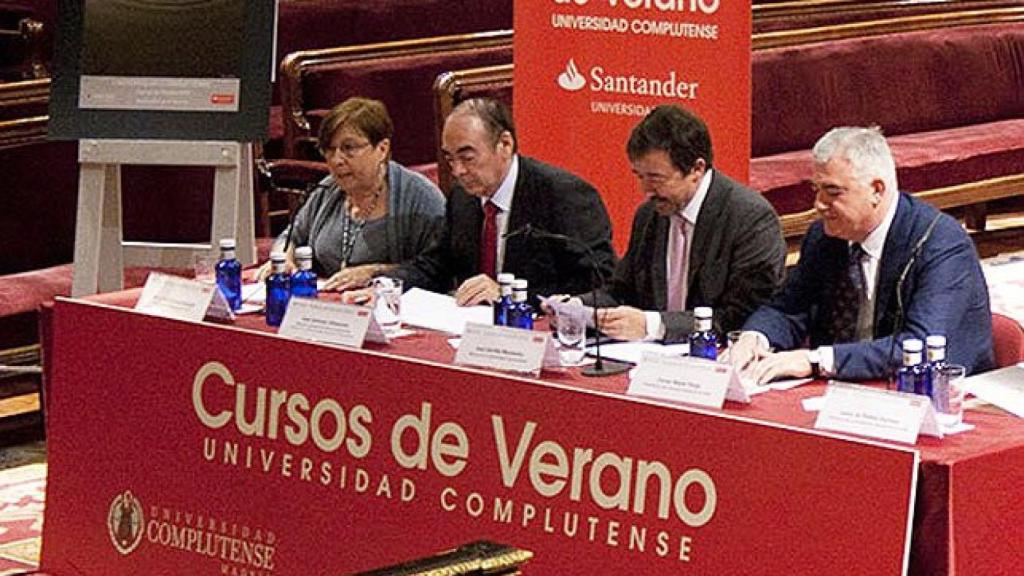 Un momento de la presentación de la XXVII edición de los Cursos