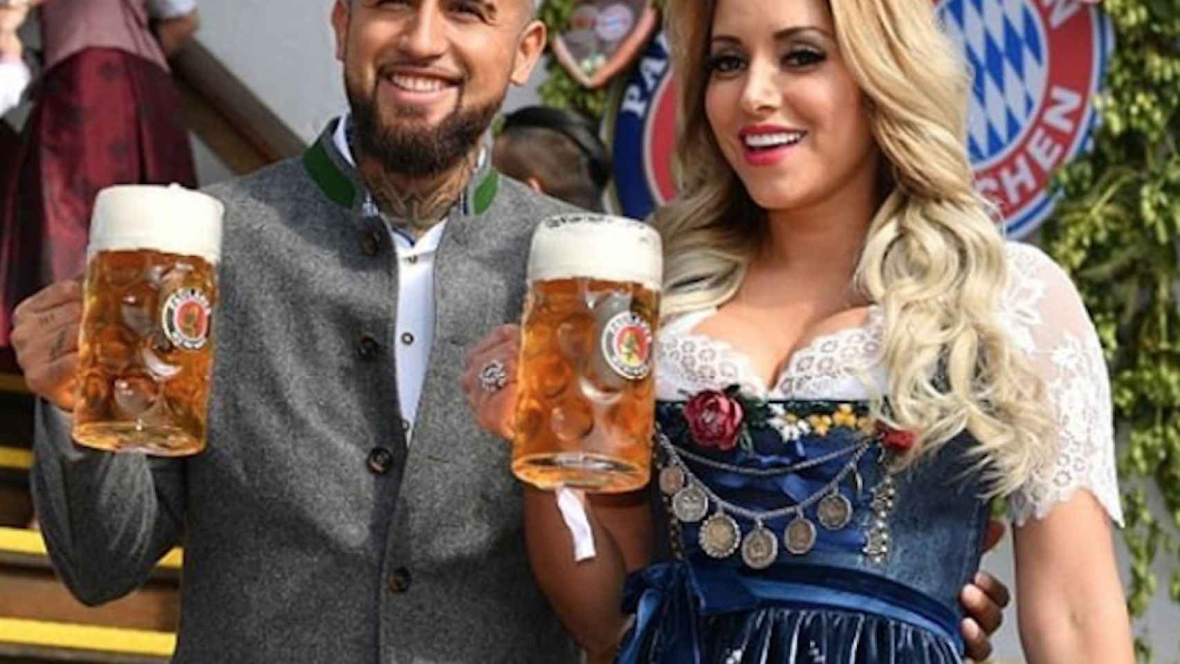 Una foto de de archivo de Arturo Vidal y su mujer Marité / Instagram