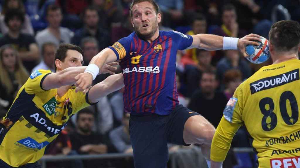 Víctor Tomás, en un partido de la Champions / FCB