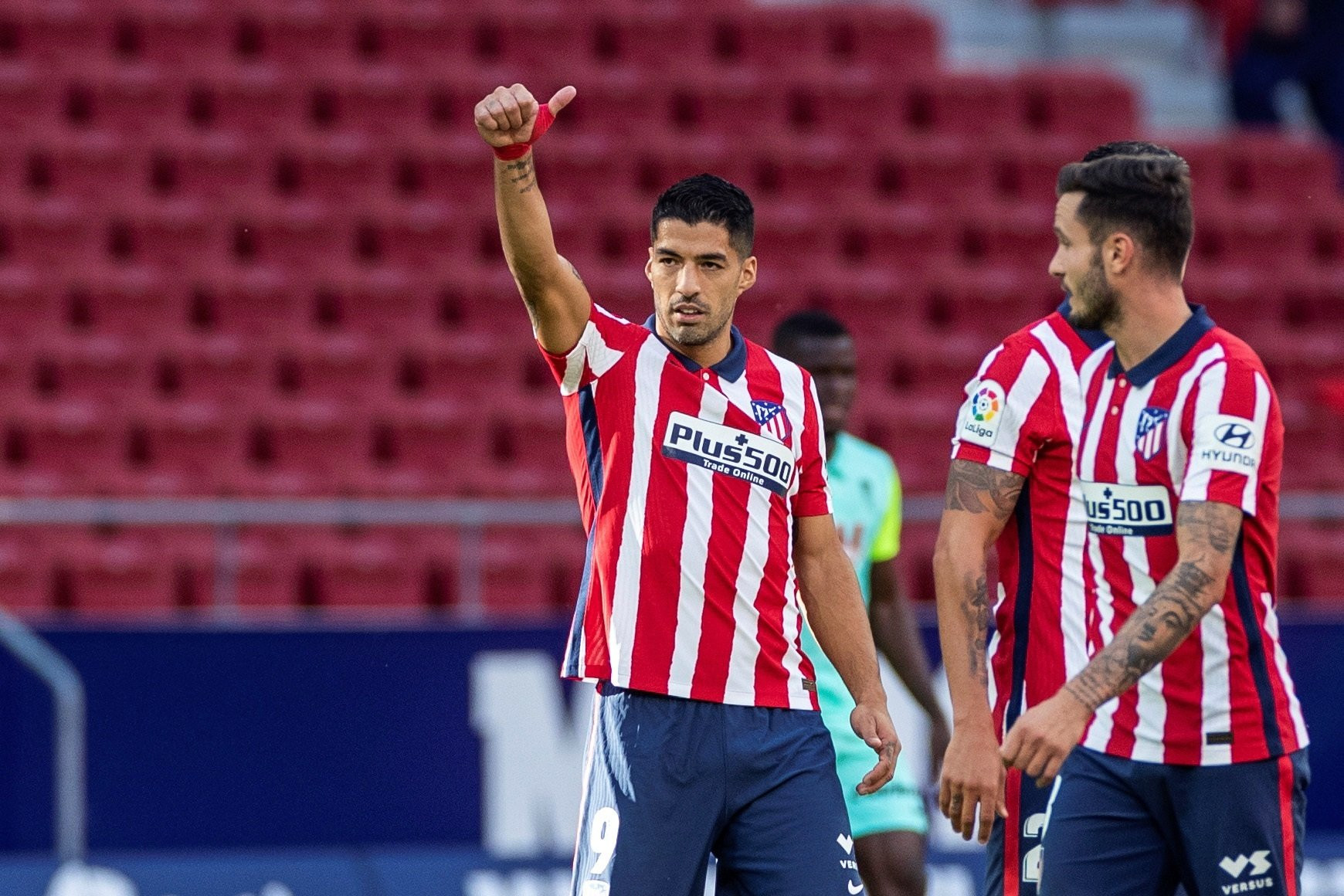 Luis Suárez celebra su primer doblete con el Atlético de Madrid / EFE