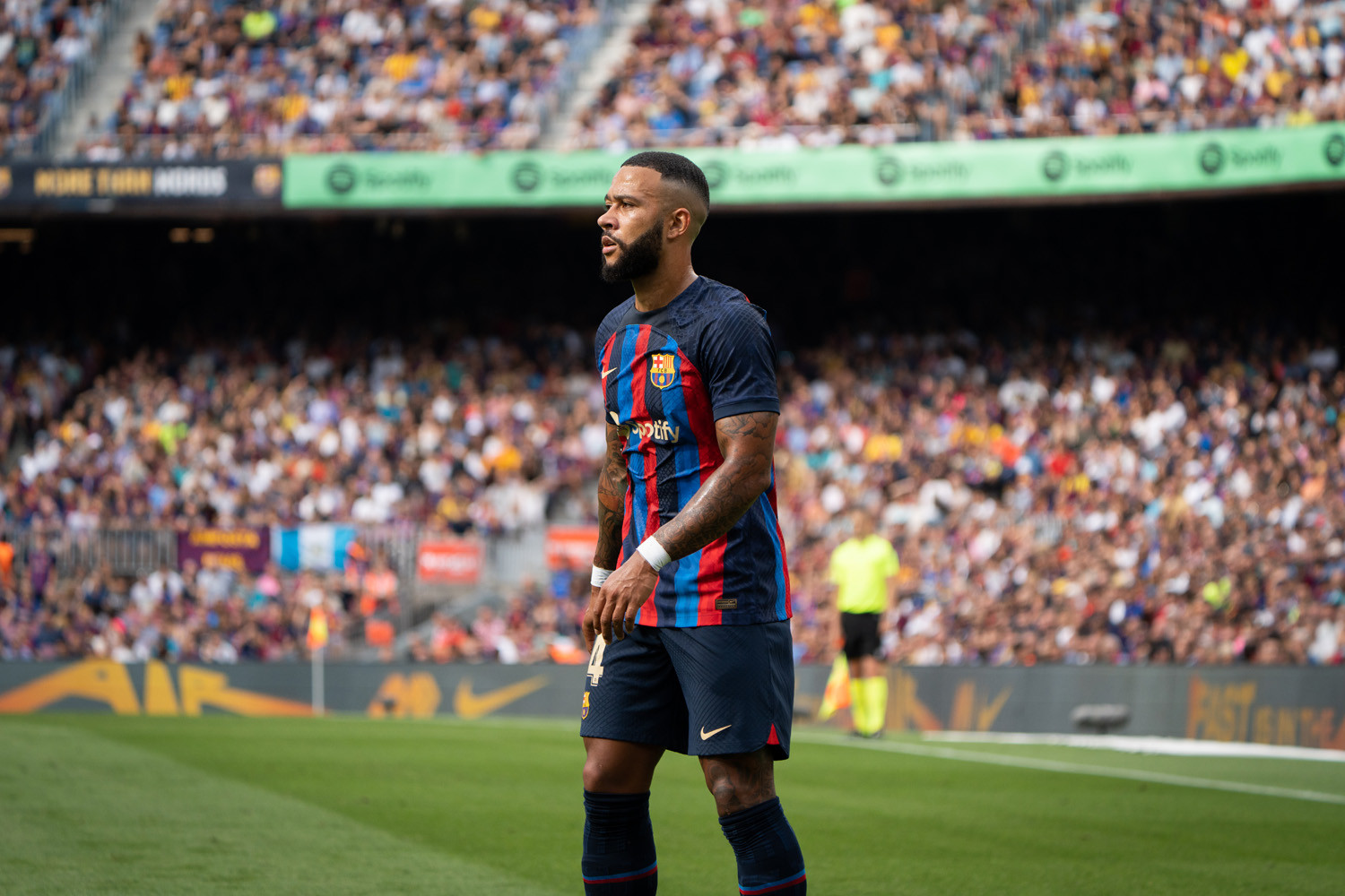 Memphis Depay - Barça VS Elche / LUIS MIGUEL AÑÓN (CG)