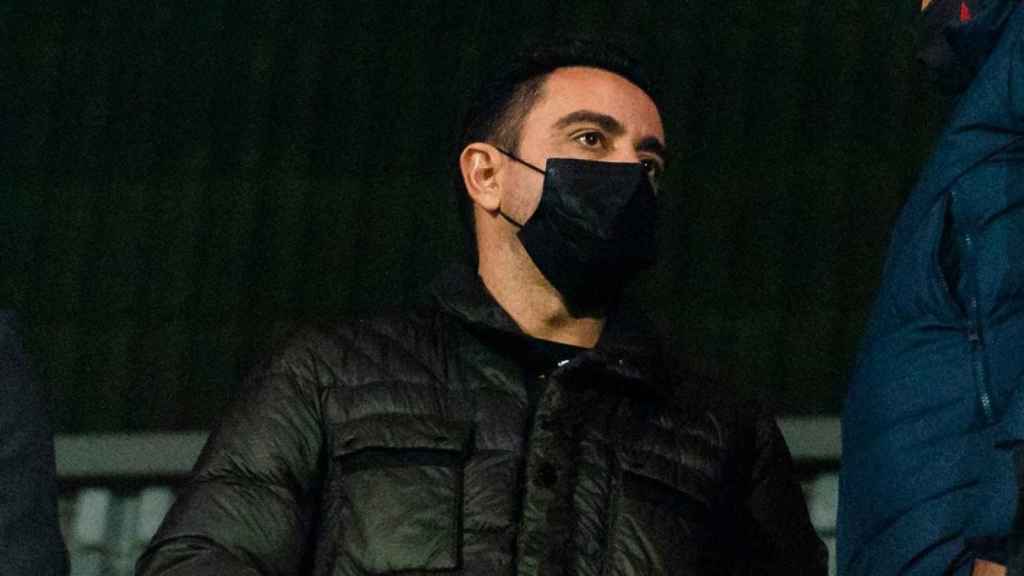 Xavi Hernández avisa a los capitanes del Barça / EFE