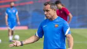 Sergi Barjuan en el primer entrenamiento del Barça B / FCB