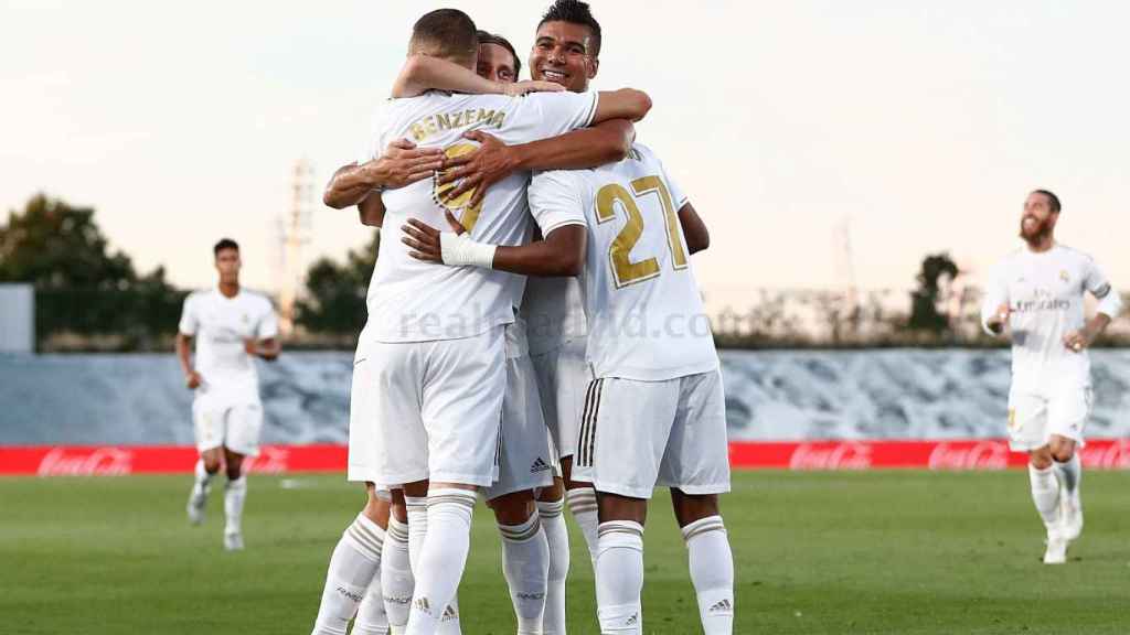 Los jugadores del real Madrid celebran un gol /REAL MADRID CF