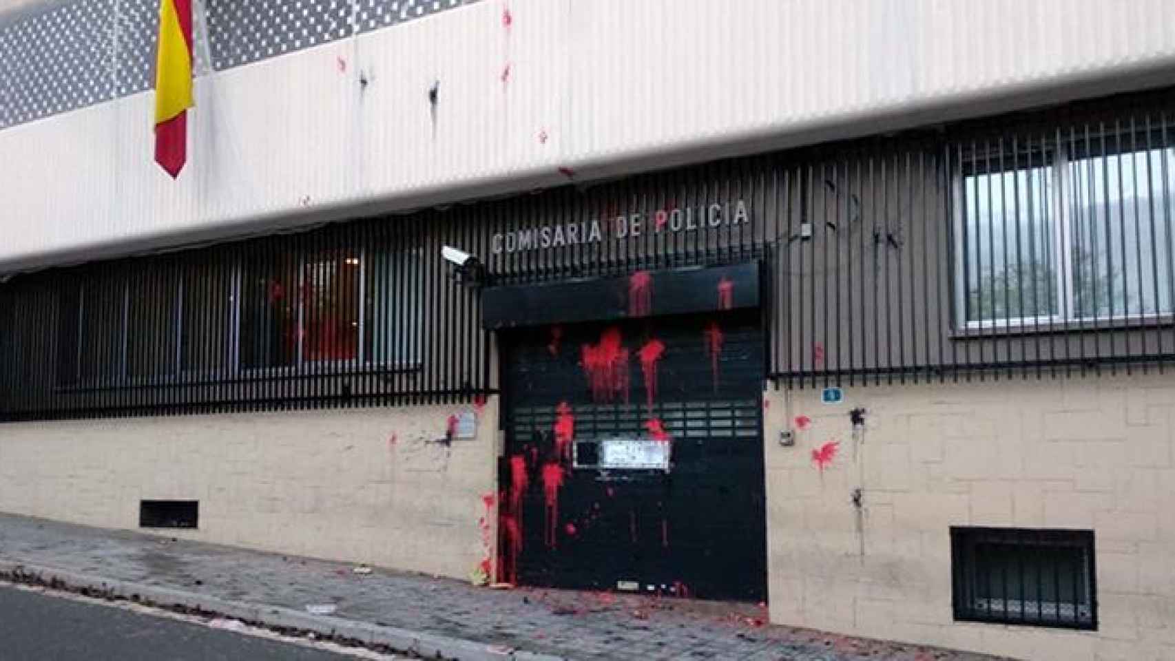 Comisaría de la Policía Nacional en Terrassa, tras el último ataque de Arran / TWITTER