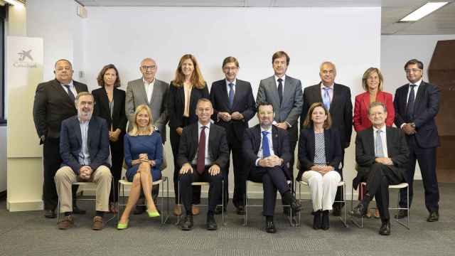 El comité consultivo de Caixabank con el presidente de la entidad, José Ignacio Goirigolzarri / CAIXABANK