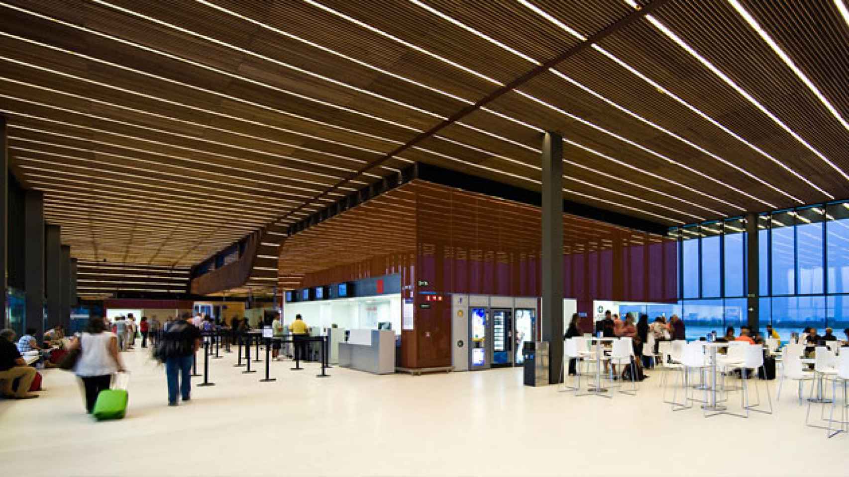 Terminal de Lleida-Alguaire, uno de los dos que gestiona Aeroports de Catalunya / CG