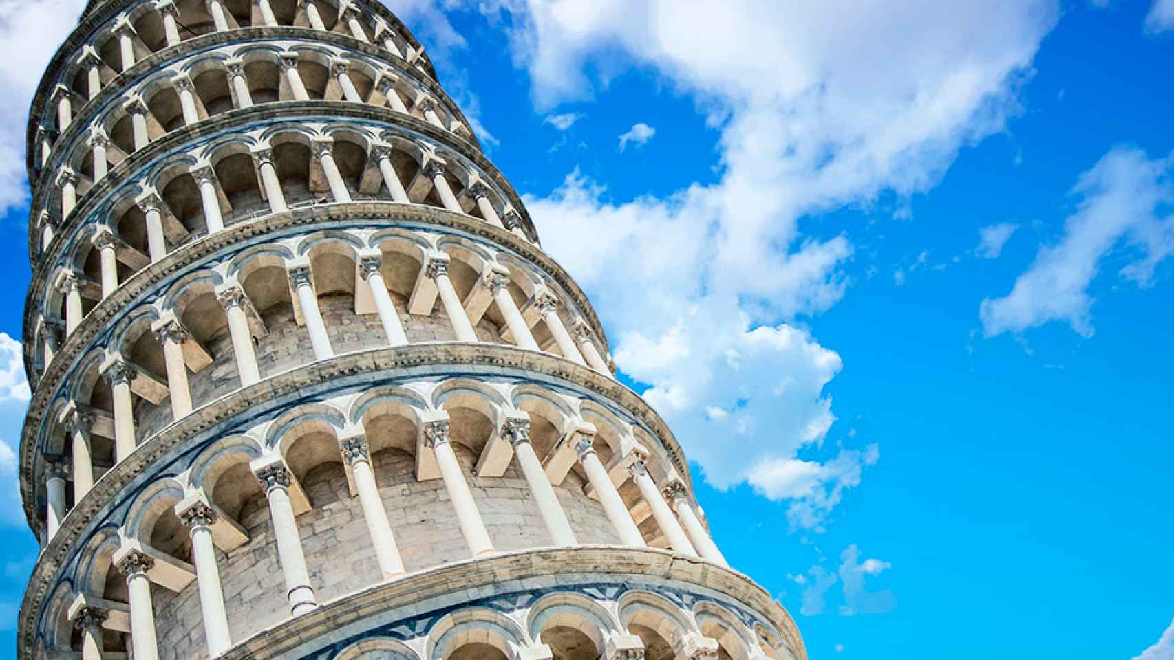 Torre del campanario en Pisa / PIXABAY