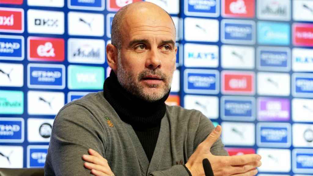 Pep Guardiola, durante una rueda de prensa con el Manchester City / REDES