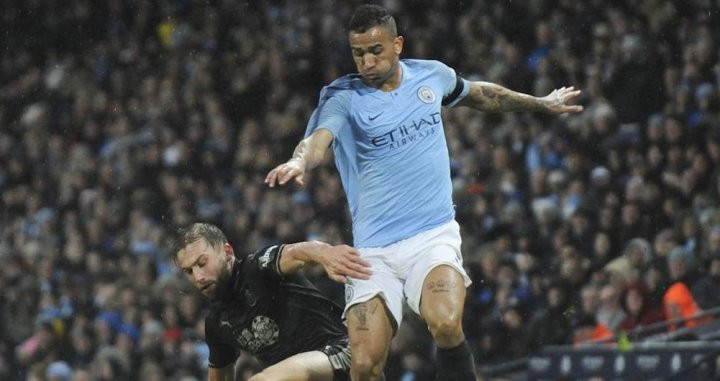 Una foto de Danilo durante un partido del Manchester City / EFE