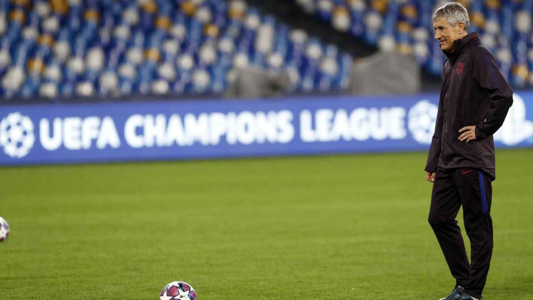 Quique Setién en el entrenamiento previo al Nápoles / EFE