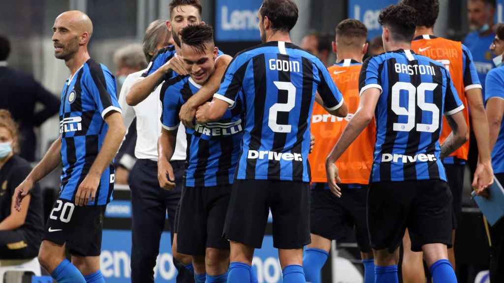 Lautaro Martínez celebrando su gol contra el Torino / EFE