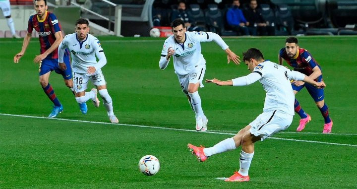 Enes Unal contra el Barça / EFE