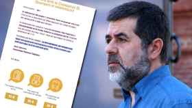 Jordi Sànchez, presidente de la ANC, y el correo pidiendo dinero para la campaña del 1 de octubre / FOTOMONTAJE CG