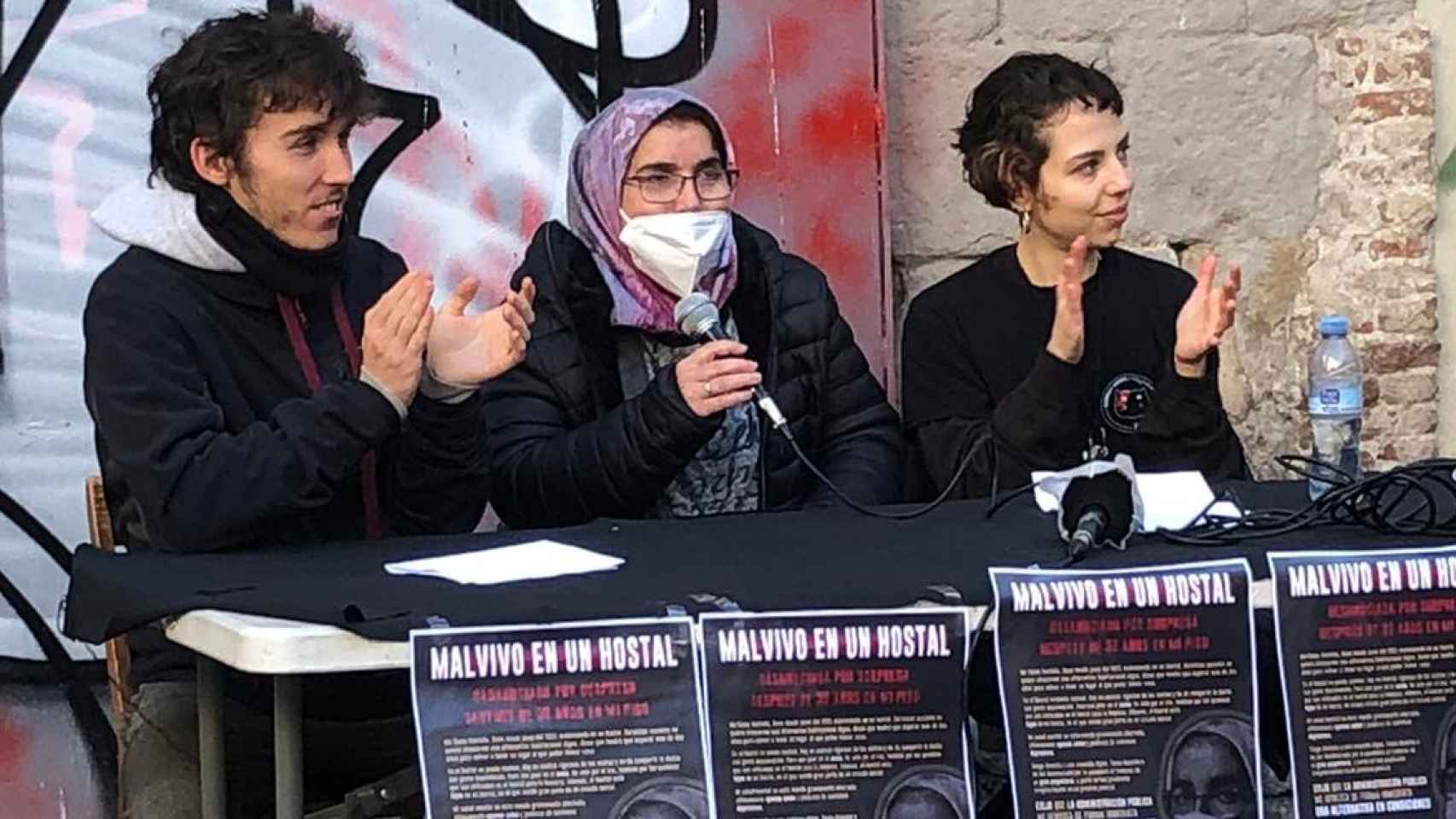 Rachida, la mujer que malvive en un hostal tras ser desahuciada / ASAMBLEA VIVIENDA RAVAL REBEL