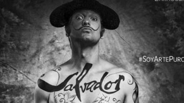 Parte de la fotografía de Morante de la Puebla con la que se promociona la fiesta de los toros.