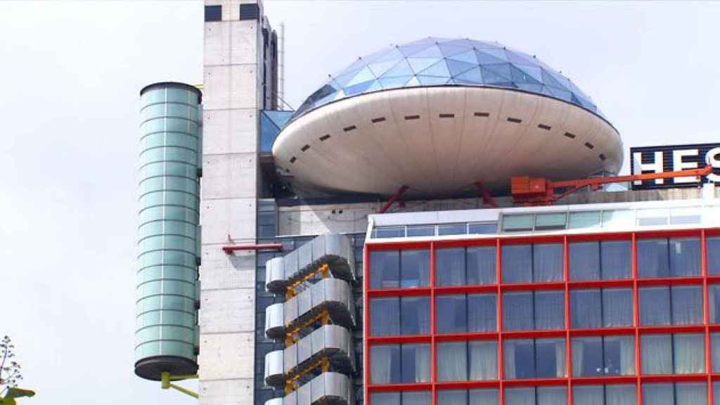 Cúpula del hotel Hesperia Tower de L'Hospitalet de Llobregat / CG